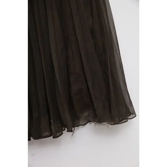 AMUR Sue Pleated Gown Size 12 - Picture 13 of 15